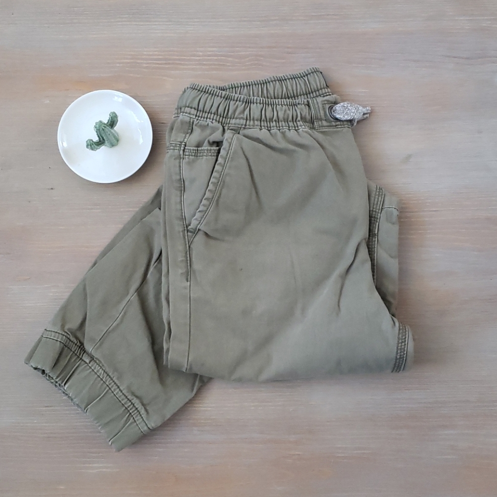 GAP jogger